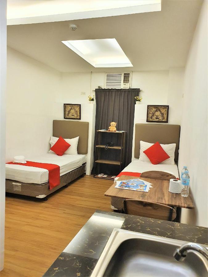 Spiral Suites Hotel Quezon City Exteriör bild