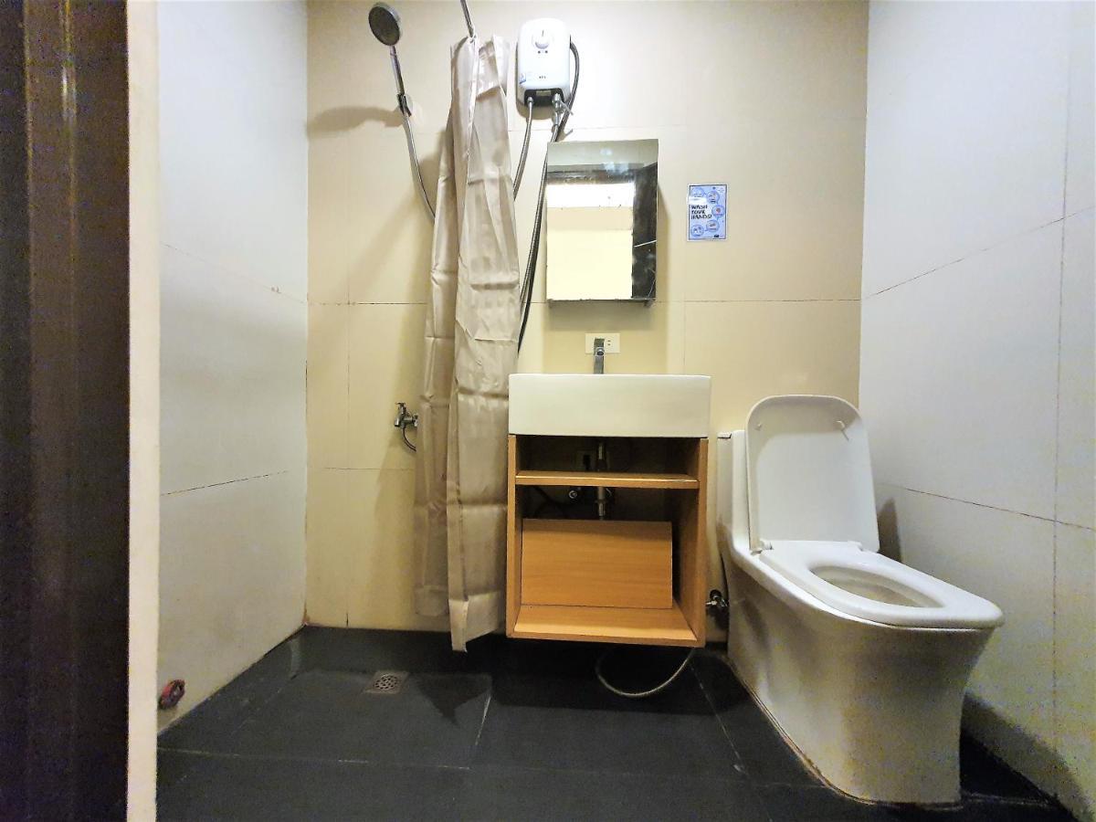 Spiral Suites Hotel Quezon City Exteriör bild