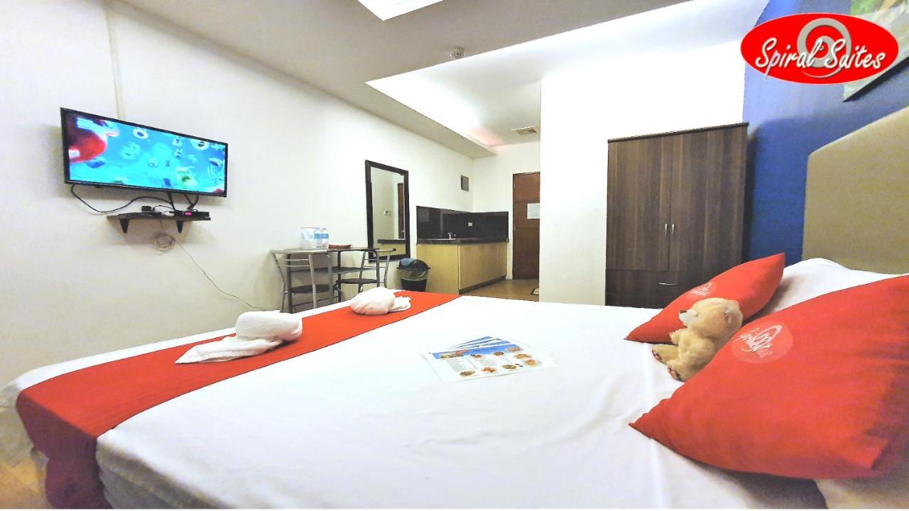 Spiral Suites Hotel Quezon City Exteriör bild