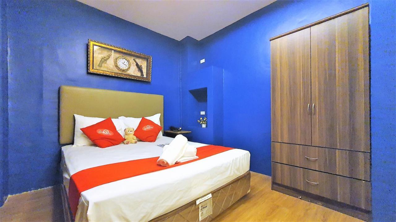 Spiral Suites Hotel Quezon City Exteriör bild