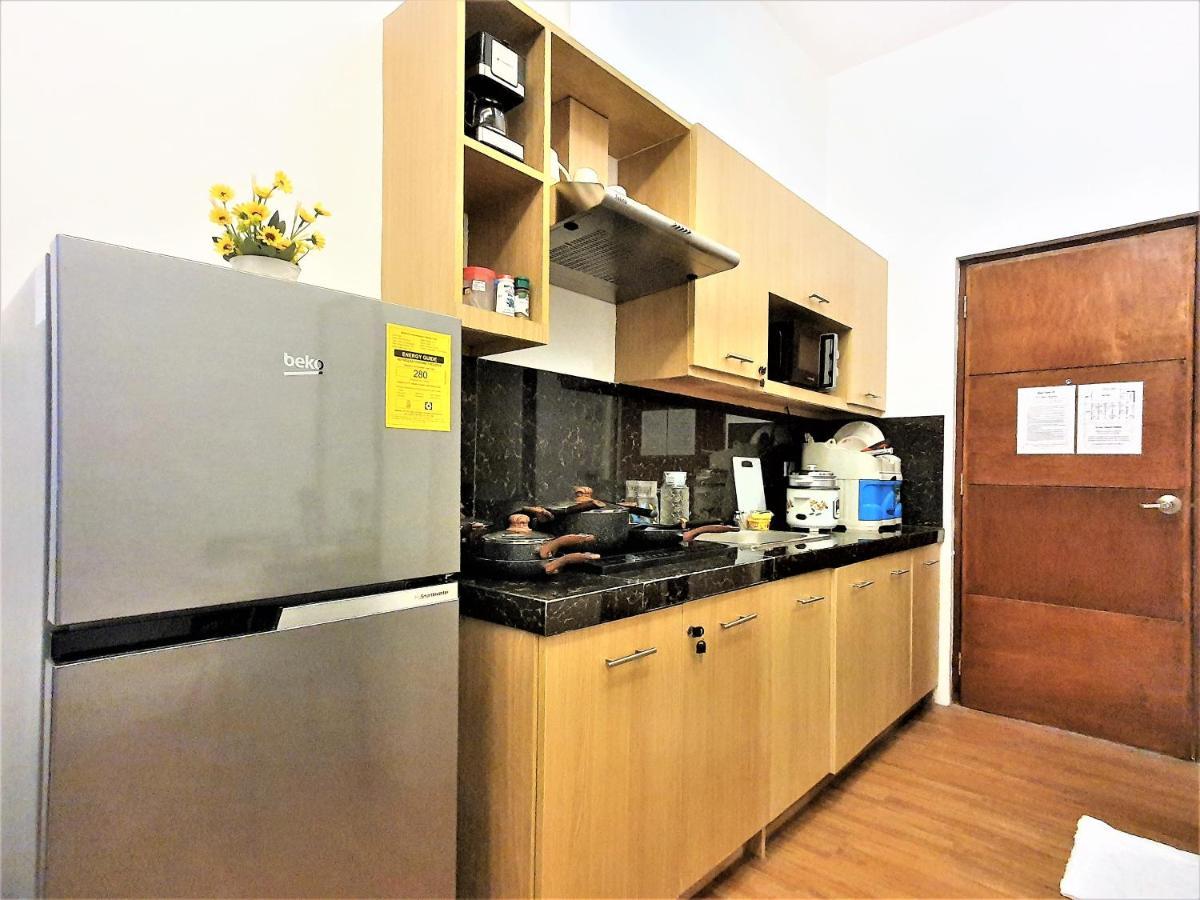 Spiral Suites Hotel Quezon City Exteriör bild
