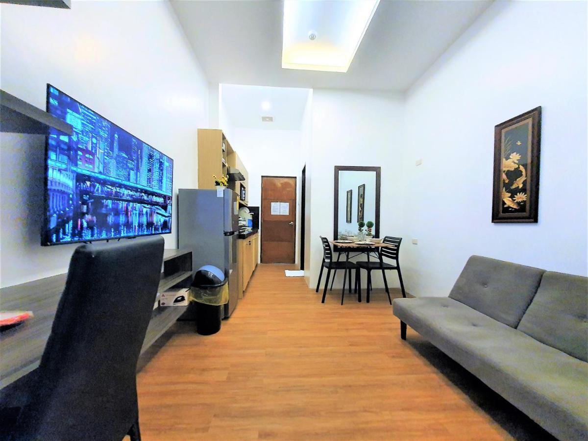 Spiral Suites Hotel Quezon City Exteriör bild