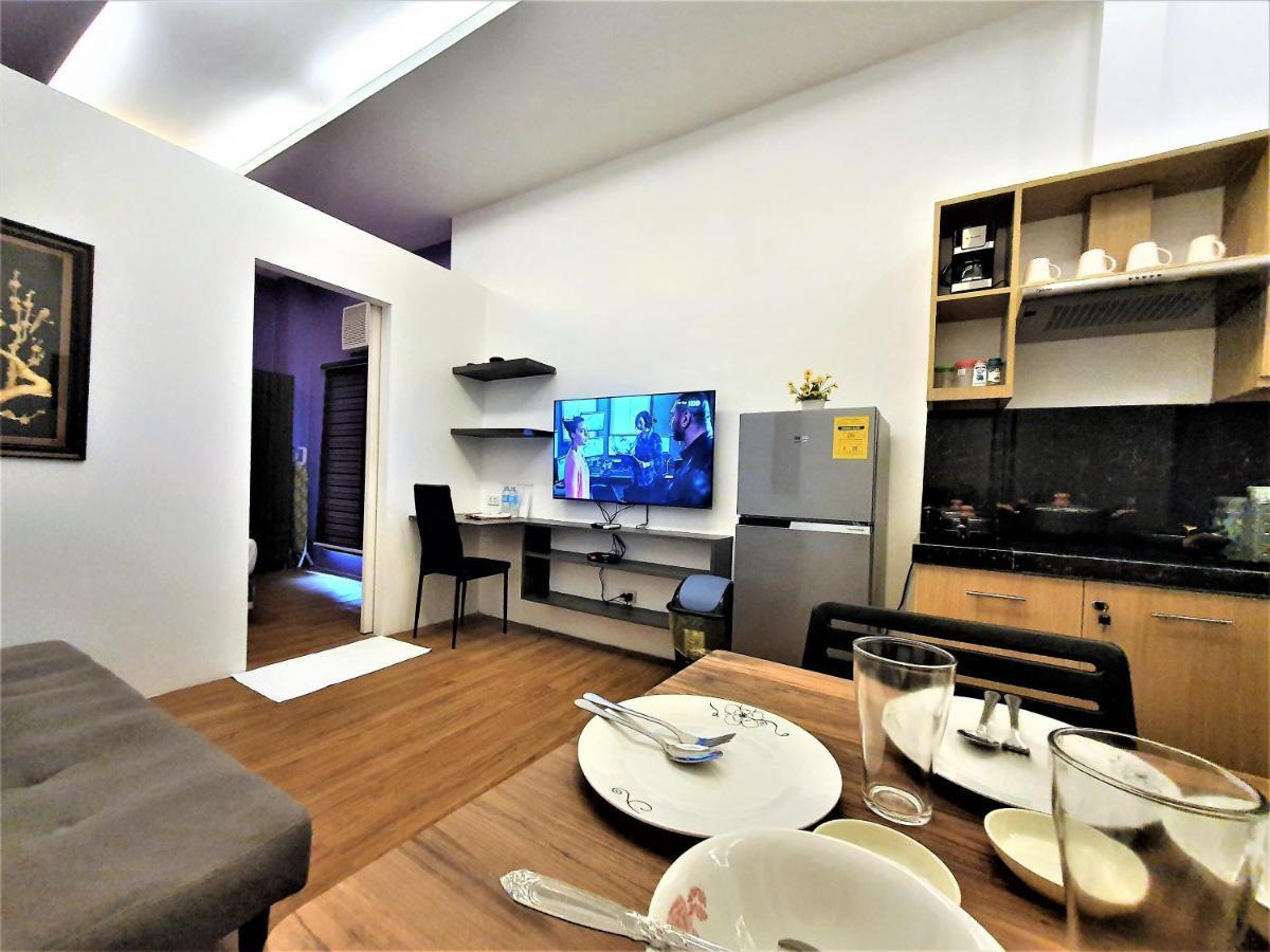 Spiral Suites Hotel Quezon City Exteriör bild