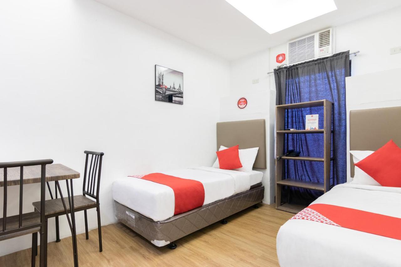 Spiral Suites Hotel Quezon City Exteriör bild